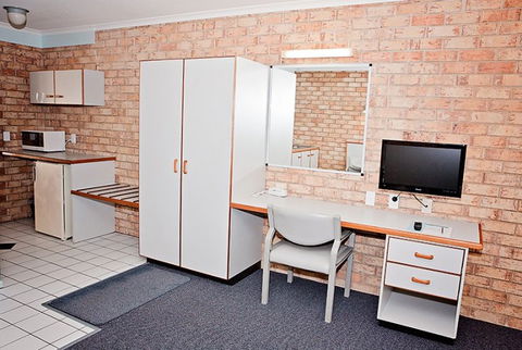 Sunshine Coast Motor Lodge - SA Accommodation 3