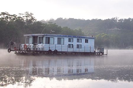 Clyde River Houseboats - SA Accommodation 1