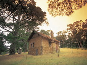 Heysen - The Cedars - SA Accommodation 0