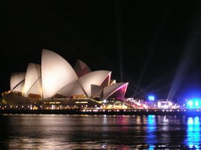 Sydney Opera House - SA Accommodation 3