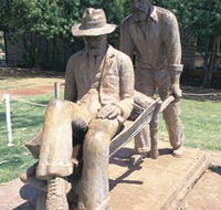 Russian Jack Memorial - SA Accommodation