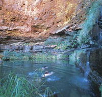 Dales Gorge and Circular Pool - SA Accommodation
