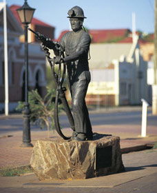 Miners Monument - SA Accommodation 0