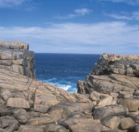 The Gap and Natural Bridge - SA Accommodation