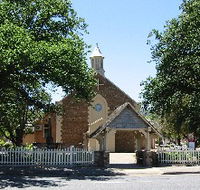 St George Church and Cemetery Tours - SA Accommodation