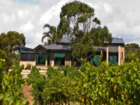 Delacolline Estate - SA Accommodation 0