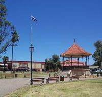 Gladstone Square - SA Accommodation
