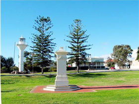 Historic Wallaroo Town Drive - SA Accommodation 0