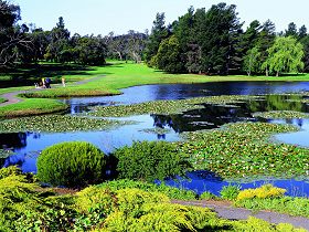 Mowbray Golf Club Ltd - SA Accommodation 0