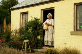 Grannie Rhodes' Cottage - Turn The Key Of Time - SA Accommodation 0