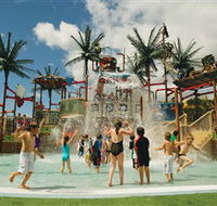 Wet 'n' Wild Water World - SA Accommodation