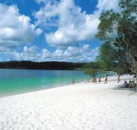Lake McKenzie - SA Accommodation