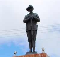 Charters Towers Memorial Cenotaph - SA Accommodation