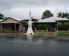 Finch Hatton War Memorial - SA Accommodation 0