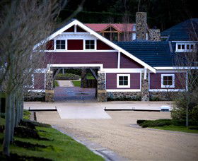 Ocean Eight Vineyard & Winery - SA Accommodation 0