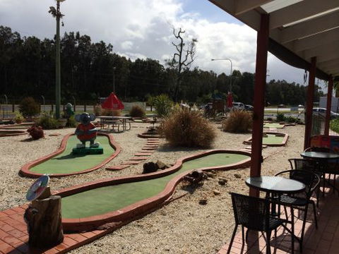 Illawarra Golf Complex - SA Accommodation 4