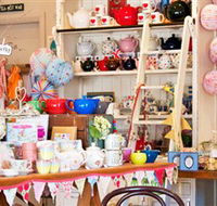 The Berry Tea Shop - SA Accommodation