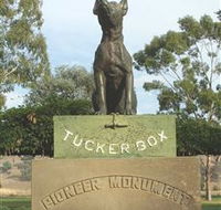 The Dog on the Tucker Box - SA Accommodation