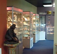 Billabong Blue Sapphires - SA Accommodation