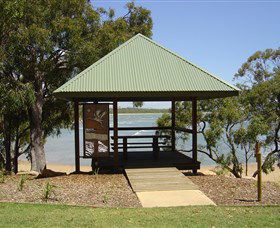 Canoe Point Beach And Parklands - SA Accommodation 2