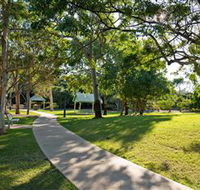 Millennium Esplanade and Tannum Sands Beach - SA Accommodation