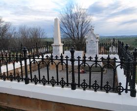 Hamilton Humes Grave - SA Accommodation 0