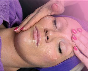 Club MMM! Day Spa - SA Accommodation 3