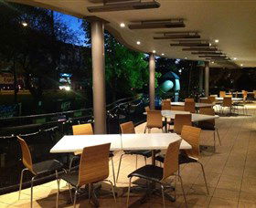 Castle Hill Tavern - SA Accommodation 0