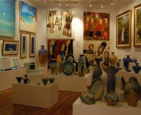 Articles Fine Art Gallery - SA Accommodation 1