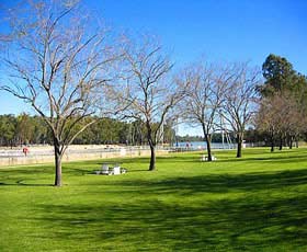Lock 10 And Weir - SA Accommodation 0