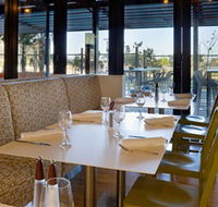 Curve Cafe  Bar - SA Accommodation