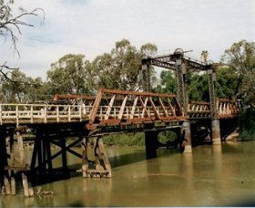 Swan Hill - Murray River Road Bridge - SA Accommodation 0