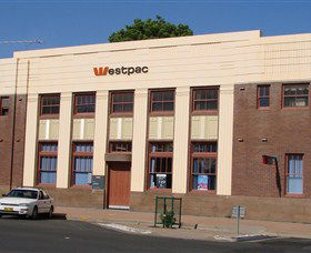 Moree Heritage And Art Deco Guided Walk - SA Accommodation 2