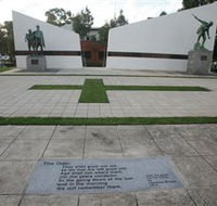 Shepparton Cenotaph - SA Accommodation