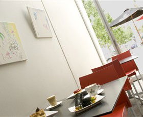 Shepparton Art Museum (SAM) - SA Accommodation 6