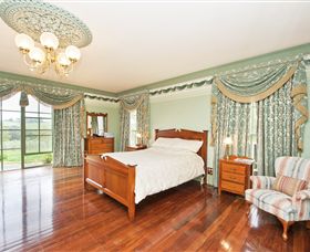 Barcaldine House - SA Accommodation 5