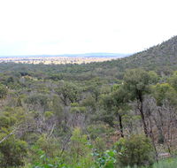 Ben Hall's Cave walking track - SA Accommodation