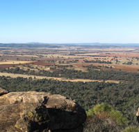 Basin Gully to Eualdrie lookout track - SA Accommodation
