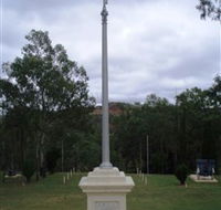 The Coronation Lamp Memorial - SA Accommodation