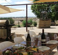 Toms Waterhole Wines - SA Accommodation