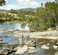 Polly McQuinns - SA Accommodation