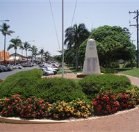 Yeppoon War Memorial - SA Accommodation