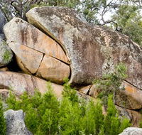 Frog Rock - SA Accommodation