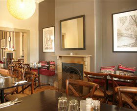 Gerry's @ The Commercial Hotel - SA Accommodation 1