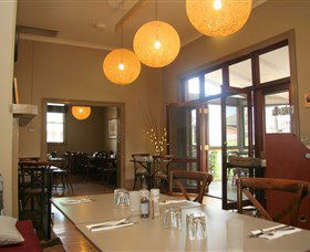 Gerry's @ The Commercial Hotel - SA Accommodation 3