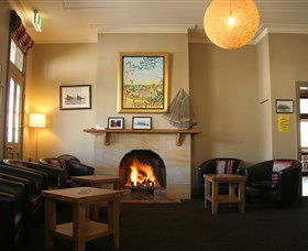 Gerry's @ The Commercial Hotel - SA Accommodation 5
