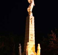 Cenotaph and Memorial Gates - SA Accommodation