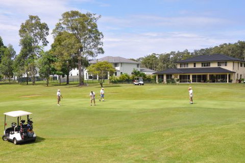 Emerald Downs Golf Course - SA Accommodation 3