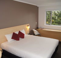 Ibis Sydney Olympic Park - SA Accommodation
