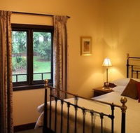 MossGrove Bed and Breakfast - SA Accommodation